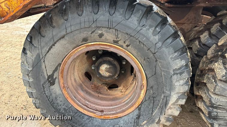 image for item EE1395 Kenworth 853 semi truck