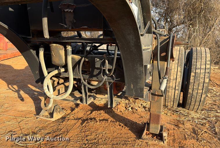 image for item EE1397 1984 Siebert 30T8WSDJHD jeep axle