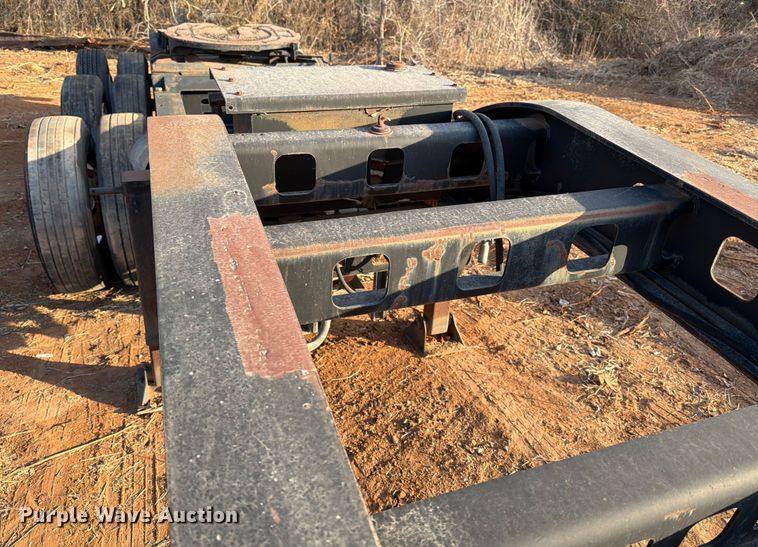 image for item EE1397 1984 Siebert 30T8WSDJHD jeep axle