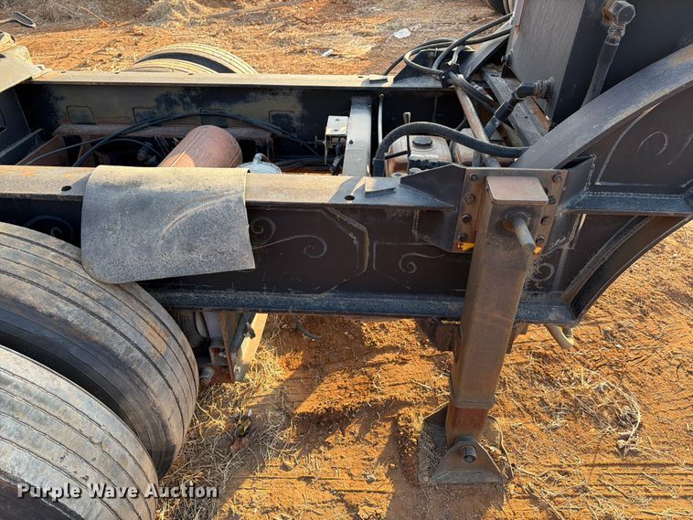 image for item EE1397 1984 Siebert 30T8WSDJHD jeep axle