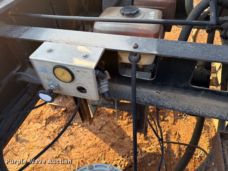 image for item EE1397 1984 Siebert 30T8WSDJHD jeep axle