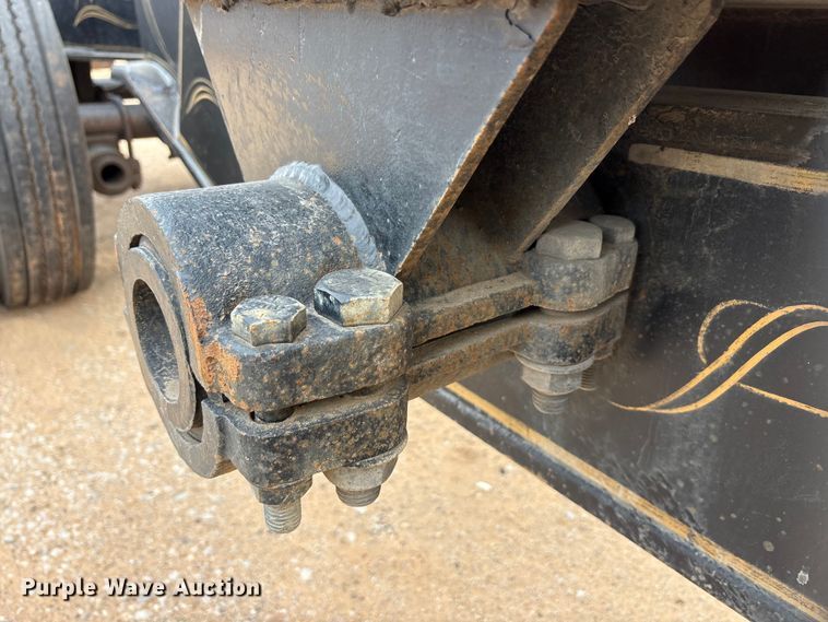 image for item EE1404 1982 Siebert lowboy equipment trailer