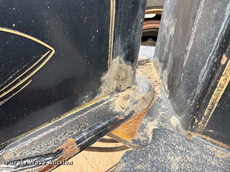 image for item EE1404 1982 Siebert lowboy equipment trailer