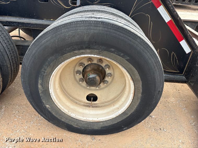 image for item EE1404 1982 Siebert lowboy equipment trailer