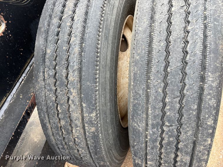 image for item EE1404 1982 Siebert lowboy equipment trailer