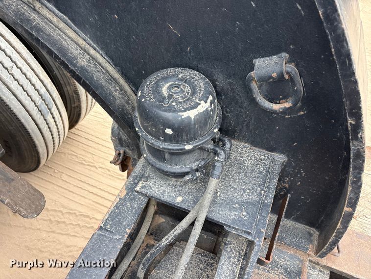 image for item EE1405 1989 Siebert lowboy equipment trailer