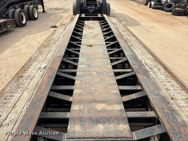 image for item EE1405 1989 Siebert lowboy equipment trailer