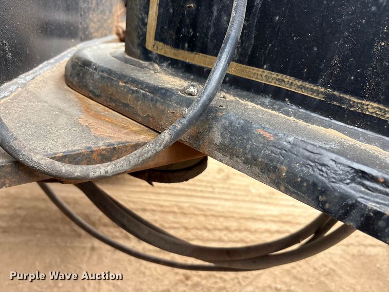 image for item EE1405 1989 Siebert lowboy equipment trailer