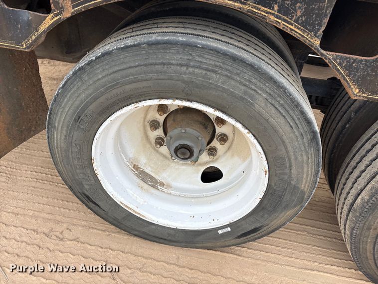 image for item EE1405 1989 Siebert lowboy equipment trailer