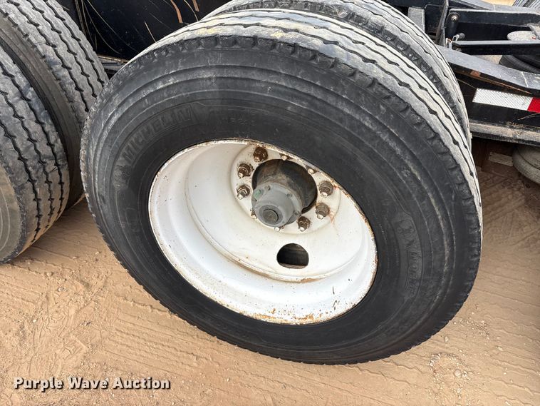 image for item EE1405 1989 Siebert lowboy equipment trailer