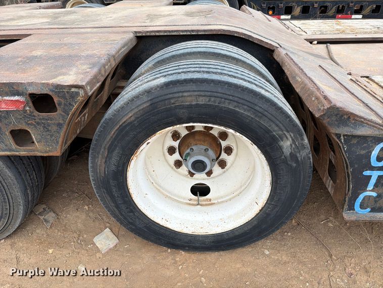 image for item EE1406 1984 Siebert lowboy equipment trailer