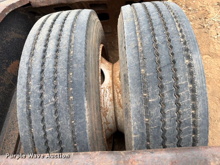 image for item EE1406 1984 Siebert lowboy equipment trailer