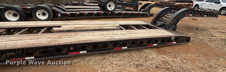 image for item EE1407 1986 Siebert lowboy equipment trailer