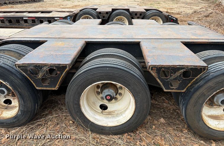 image for item EE1407 1986 Siebert lowboy equipment trailer