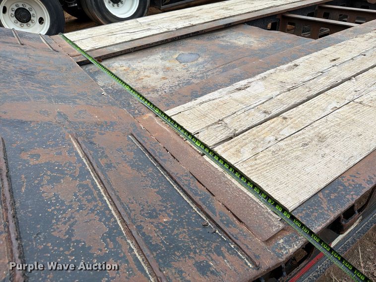 image for item EE1407 1986 Siebert lowboy equipment trailer