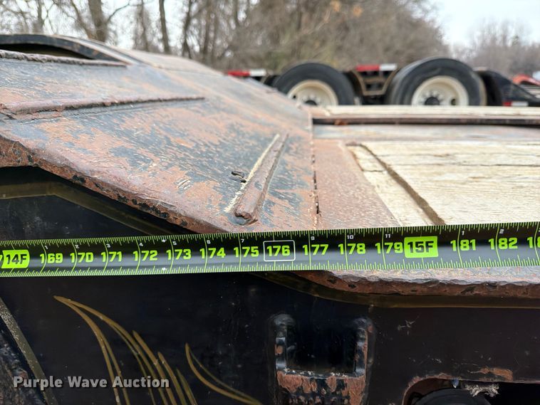 image for item EE1407 1986 Siebert lowboy equipment trailer