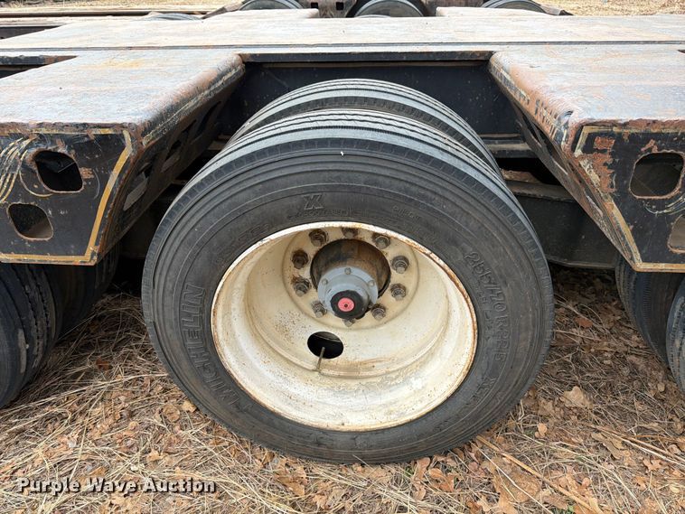 image for item EE1407 1986 Siebert lowboy equipment trailer