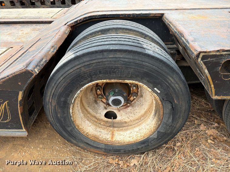 image for item EE1407 1986 Siebert lowboy equipment trailer