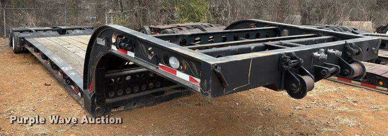image for item EE1409 1989 Cozad lowboy equipment trailer