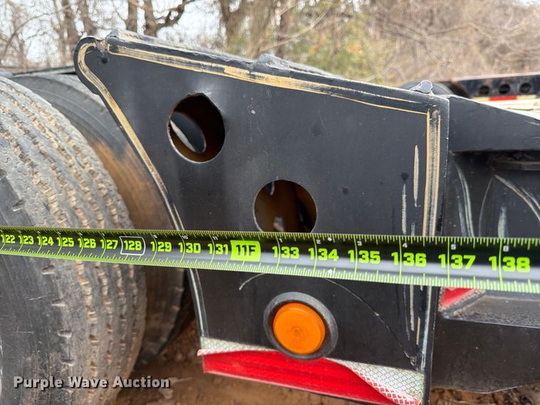 image for item EE1409 1989 Cozad lowboy equipment trailer