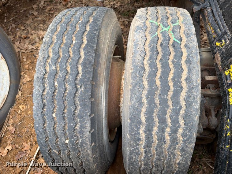 image for item EE1409 1989 Cozad lowboy equipment trailer