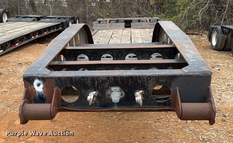 image for item EE1410 1973 Cozad lowboy equipment trailer