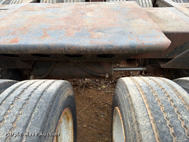 image for item EE1410 1973 Cozad lowboy equipment trailer