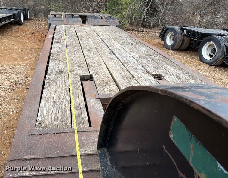 image for item EE1410 1973 Cozad lowboy equipment trailer