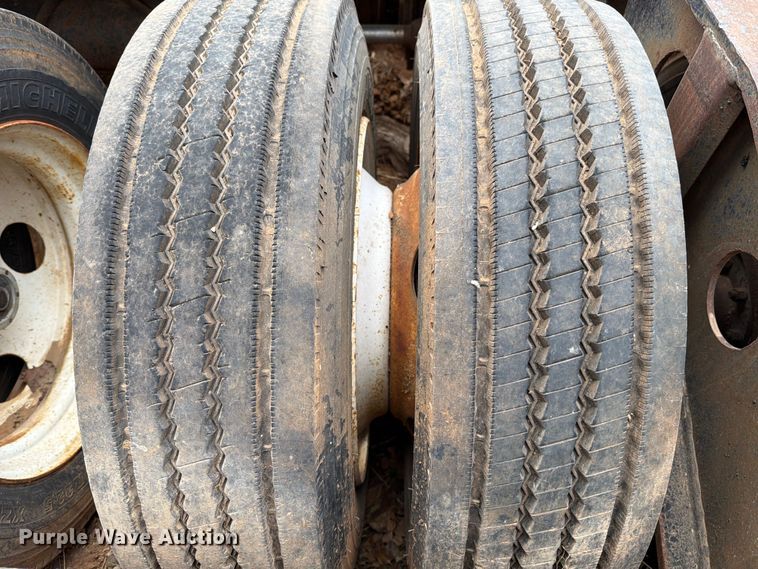 image for item EE1410 1973 Cozad lowboy equipment trailer