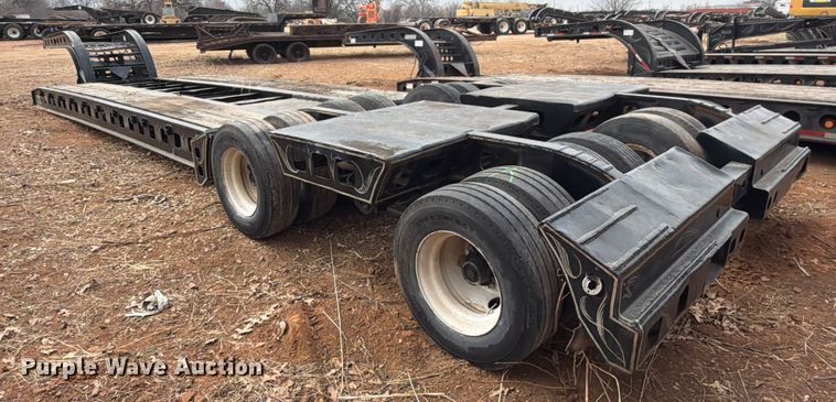 image for item EE1411 1984 Siebert lowboy equipment trailer