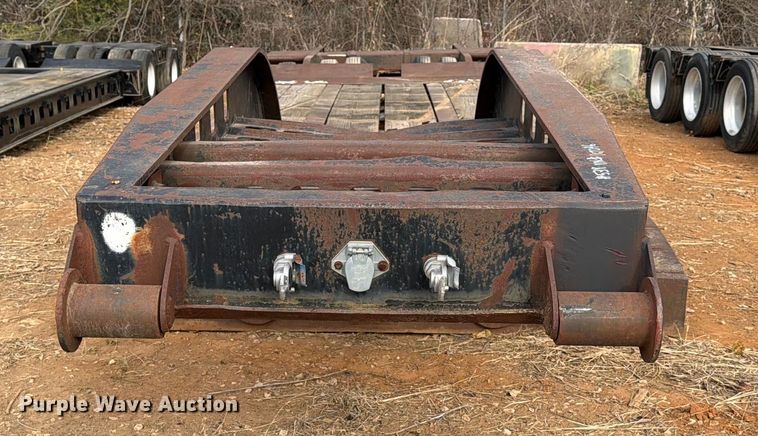 image for item EE1412 1985 Cozad lowboy equipment trailer