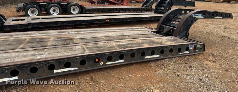 image for item EE1412 1985 Cozad lowboy equipment trailer