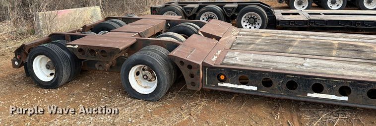 image for item EE1412 1985 Cozad lowboy equipment trailer