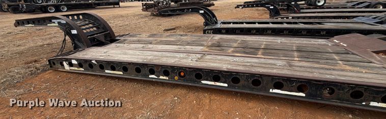 image for item EE1412 1985 Cozad lowboy equipment trailer