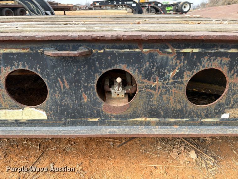 image for item EE1412 1985 Cozad lowboy equipment trailer