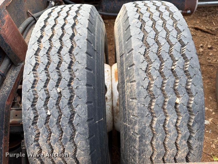 image for item EE1412 1985 Cozad lowboy equipment trailer