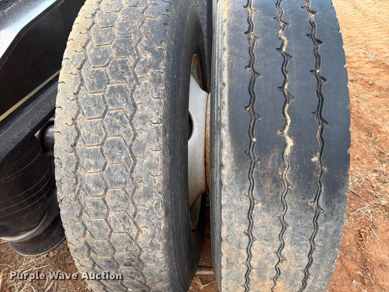 image for item EE1416 Siebert 30T2AJ jeep axle