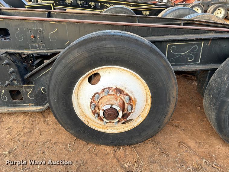 image for item EE1417 1987 Siebert 30T2AJ jeep axle