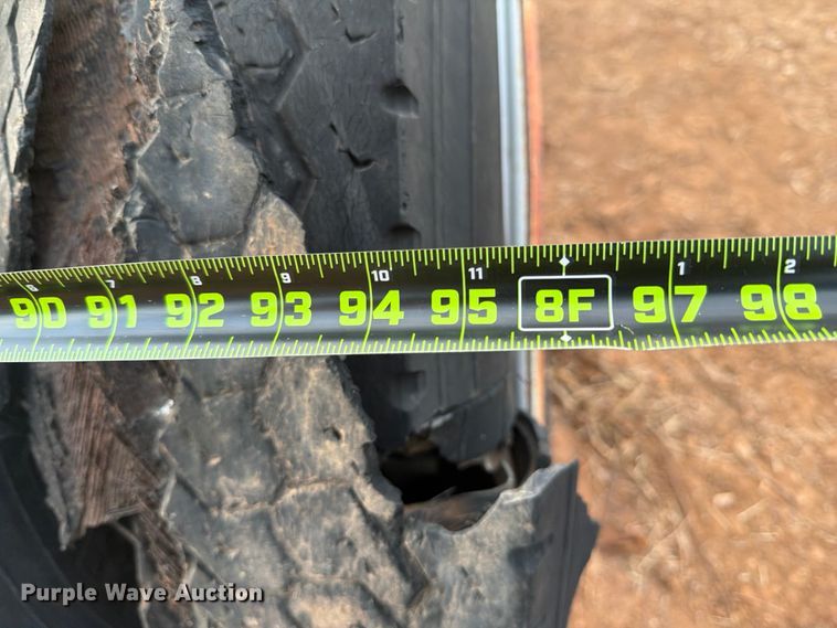 image for item EE1418 1983 Siebert 30T8WDDJ jeep axle