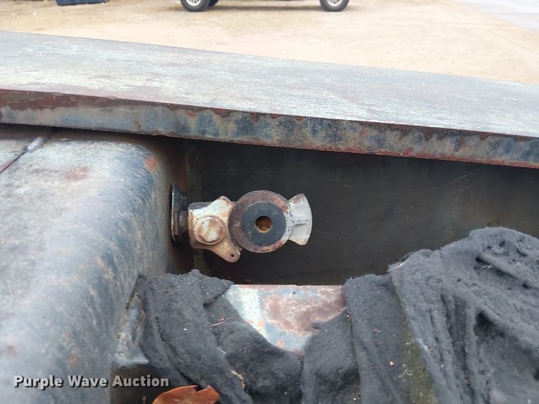 image for item EE1435 Loadcraft JT510JD jeep axle