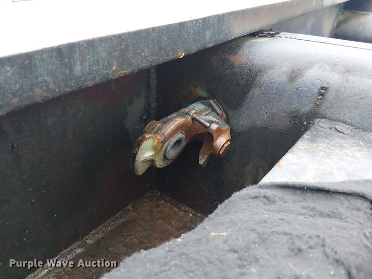 image for item EE1435 Loadcraft JT510JD jeep axle