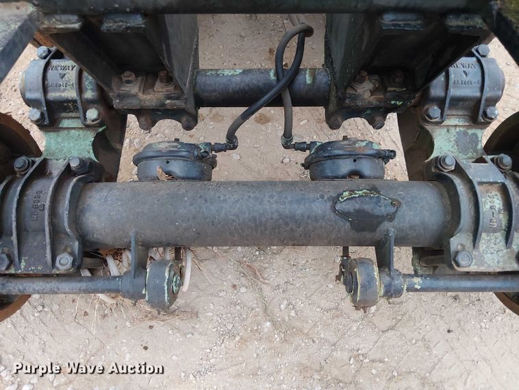 image for item EE1435 Loadcraft JT510JD jeep axle