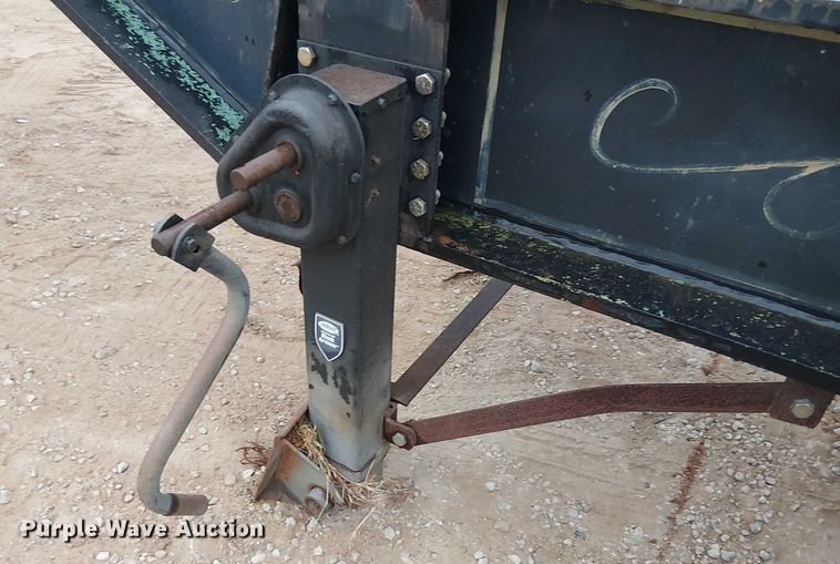 image for item EE1435 Loadcraft JT510JD jeep axle