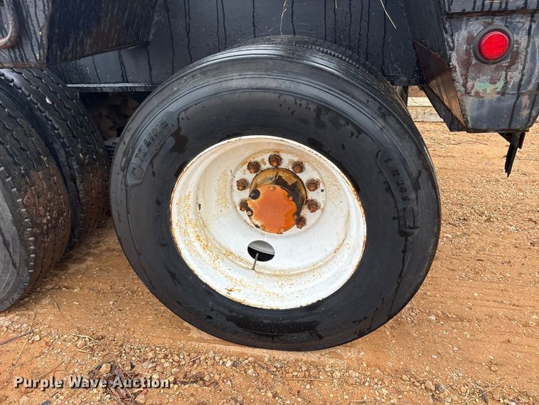 image for item EE1436 1964 Loadcraft M4-910-DDSLB lowboy equipment trailer