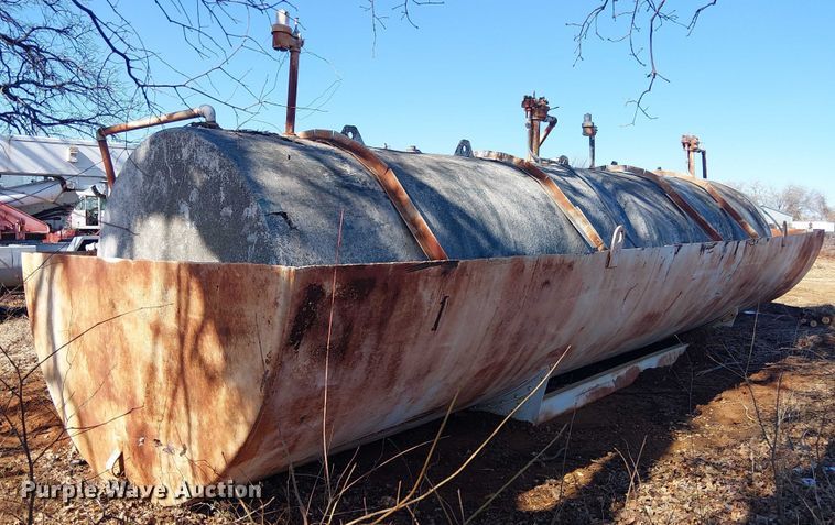 image for item EE1438 Fuel tank