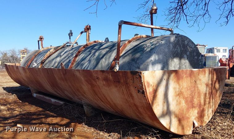 image for item EE1438 Fuel tank