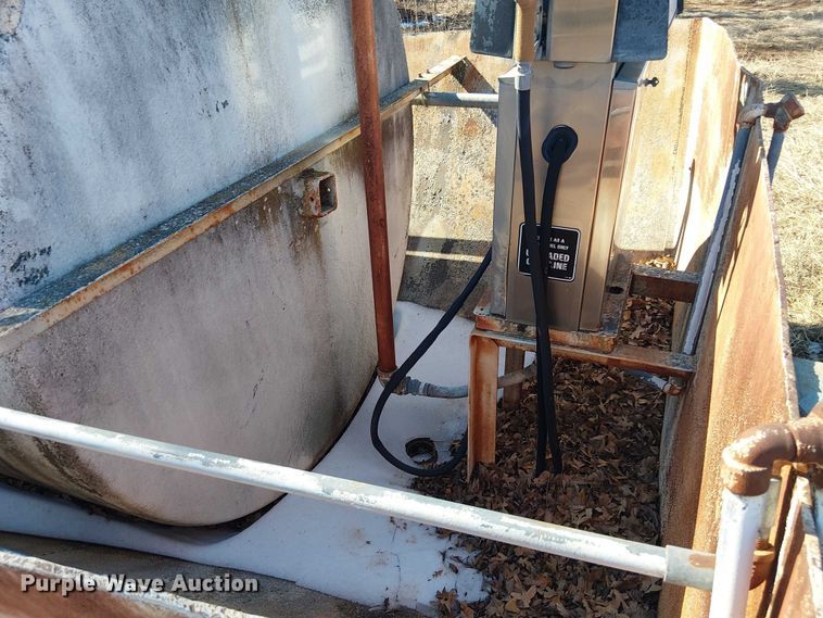 image for item EE1438 Fuel tank