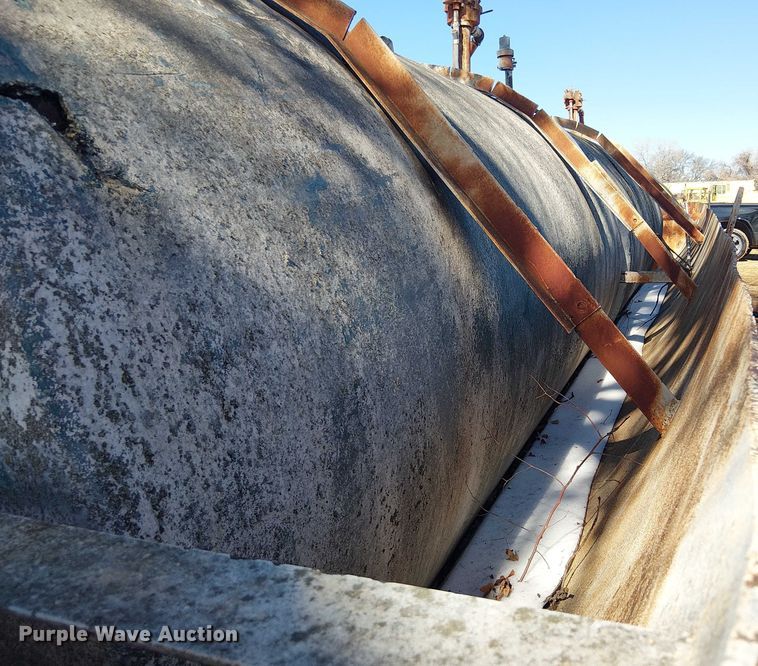 image for item EE1438 Fuel tank