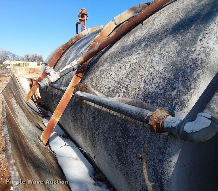 image for item EE1438 Fuel tank