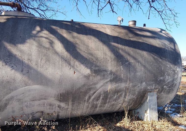 image for item EE1440 Hallmark fuel tank